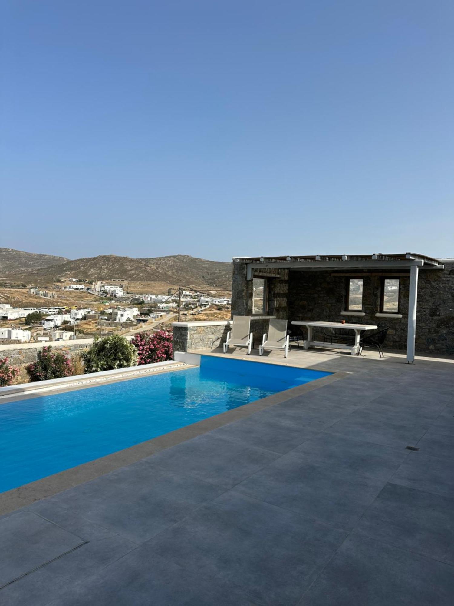 Ene'S Mykonos Apartment Klouvas Bagian luar foto