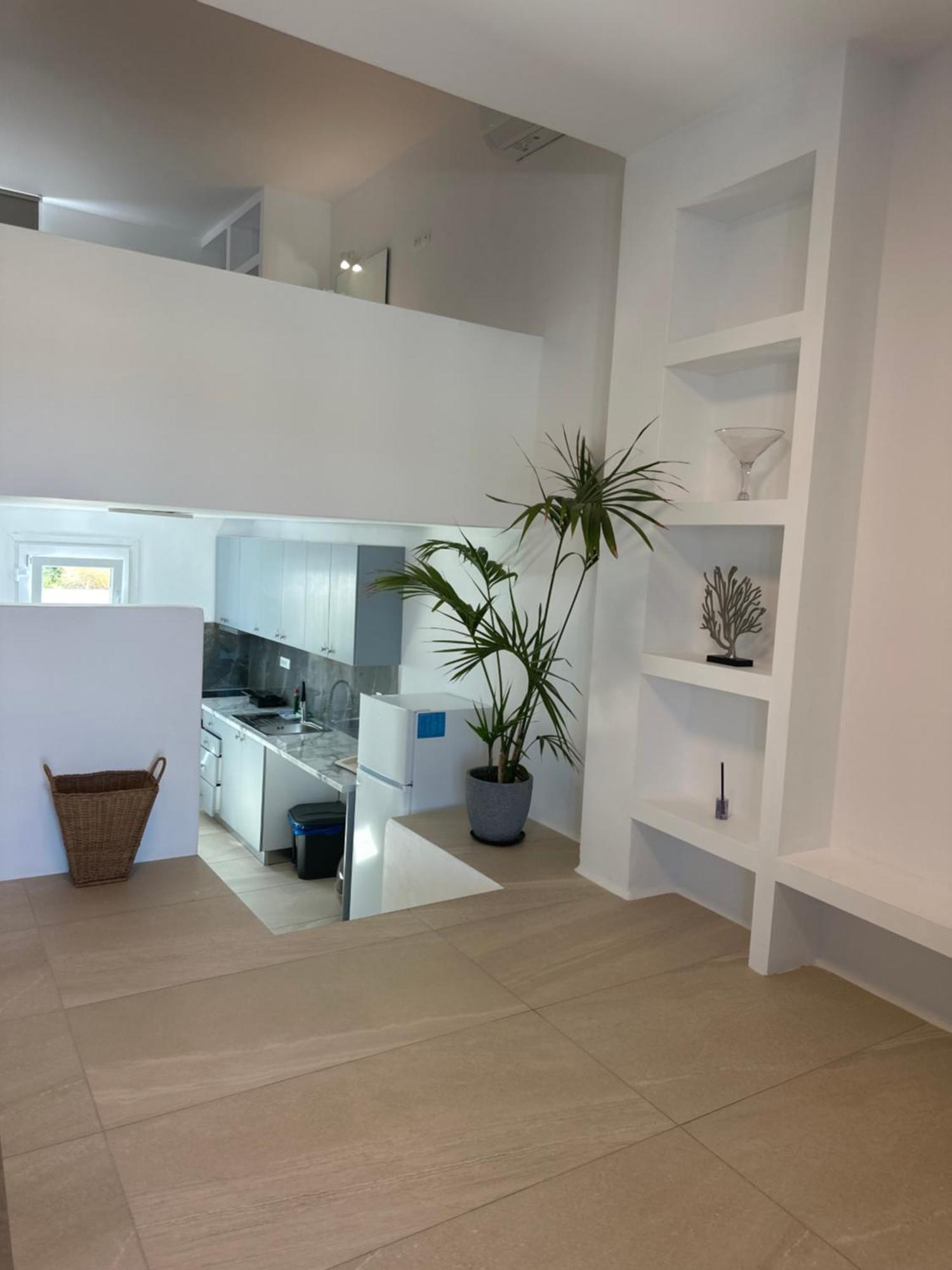 Ene'S Mykonos Apartment Klouvas Bagian luar foto
