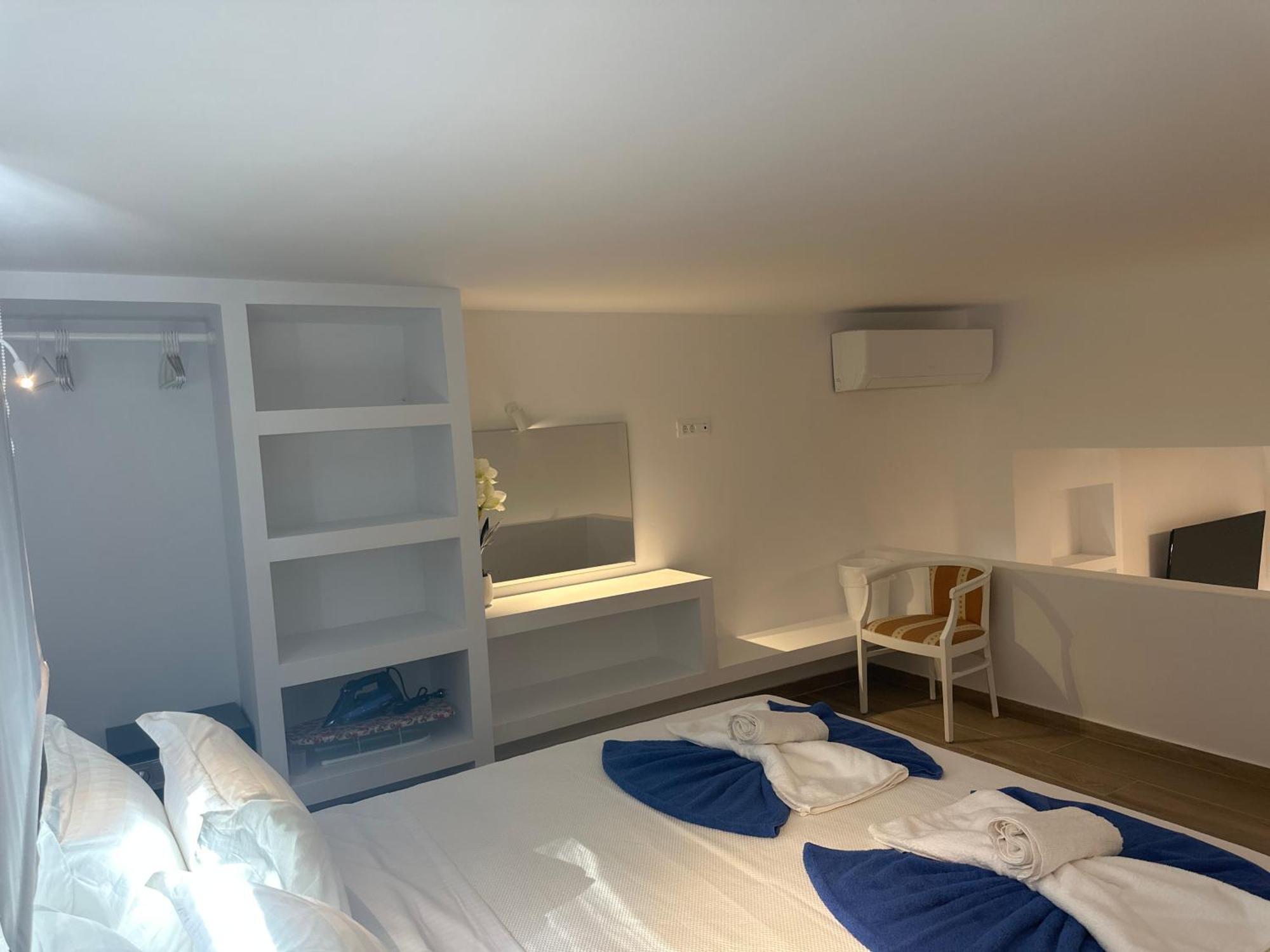 Ene'S Mykonos Apartment Klouvas Bagian luar foto