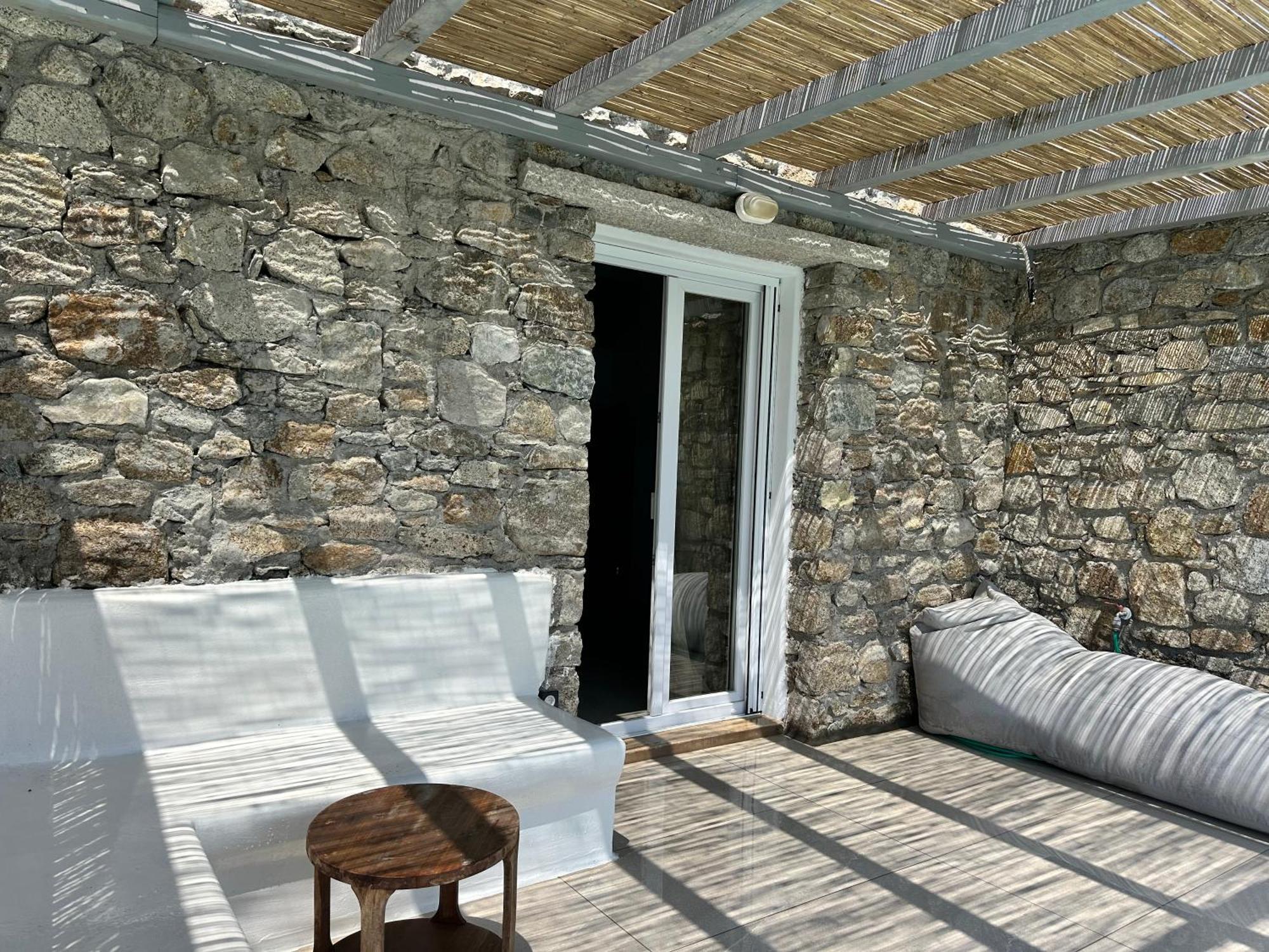 Ene'S Mykonos Apartment Klouvas Bagian luar foto